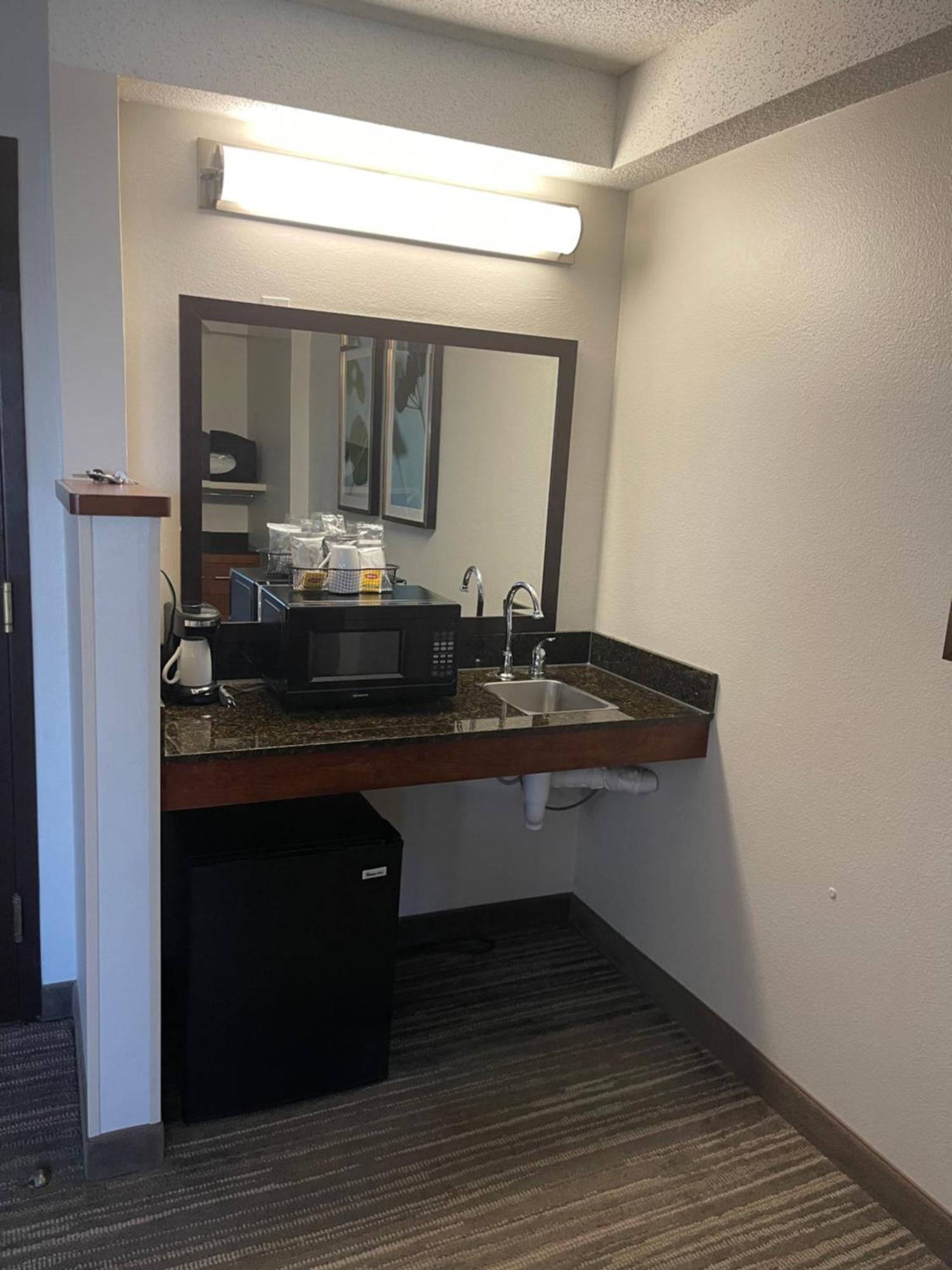 Hyatt Place Kansas City/Overland Park/Metcalf Esterno foto